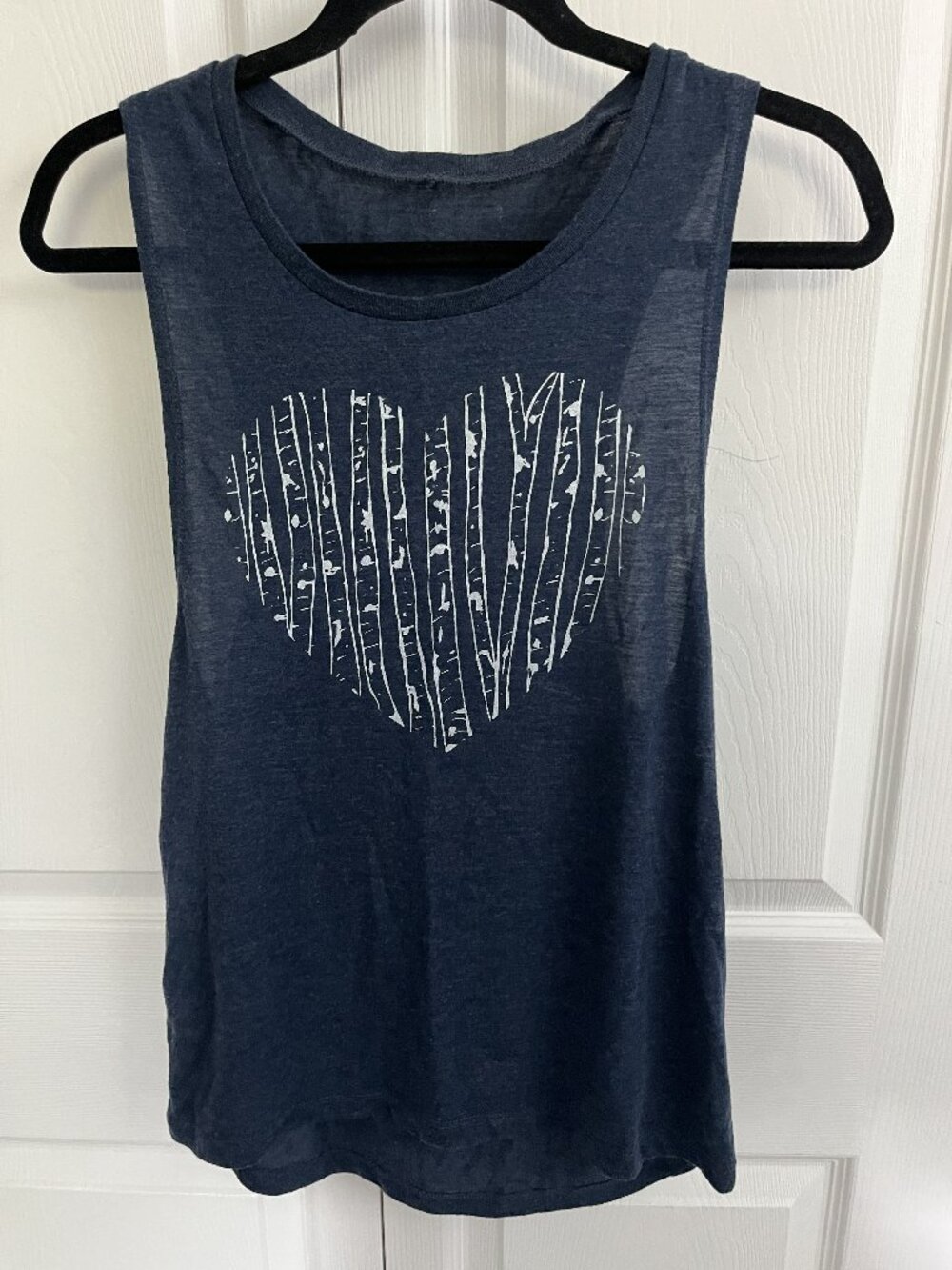 OHANA Aspen Trees Heart tank top size L Navy
